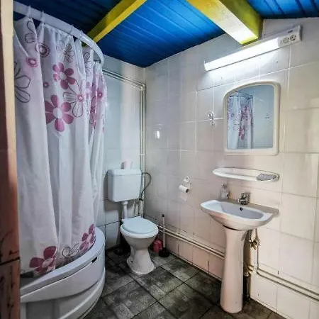 Breeze Hostel *